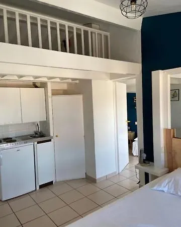 Bord A Bord 2* ノワールムーティエ