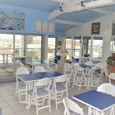 Bord A Bord ホテル ノワールムーティエ