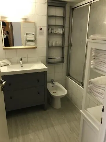 Bord A Bord 2* 누아르무티에 앙 릴